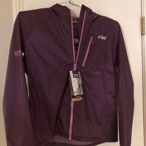 OR OUTDOOR RESEARCH WOMEN’S HELIUM ll JACKET.